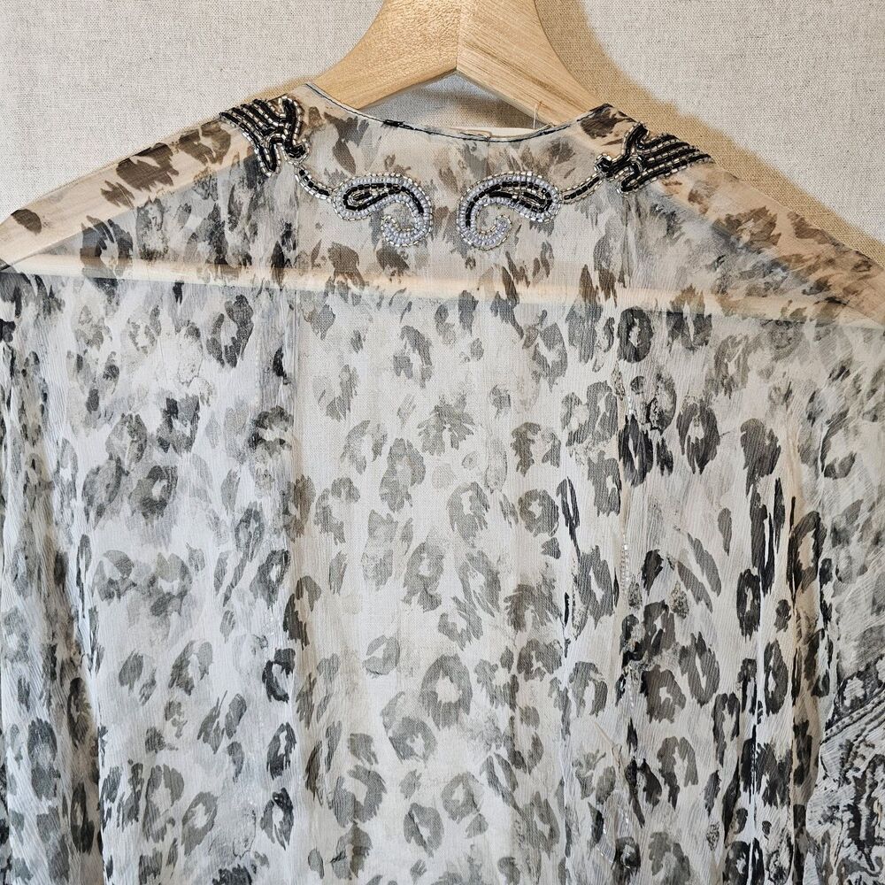 SOFT SURROUNDINGS Womens OS Kimono Topper Grey Leopard Print Boho Beaded Paisley - Picture 9 of 9